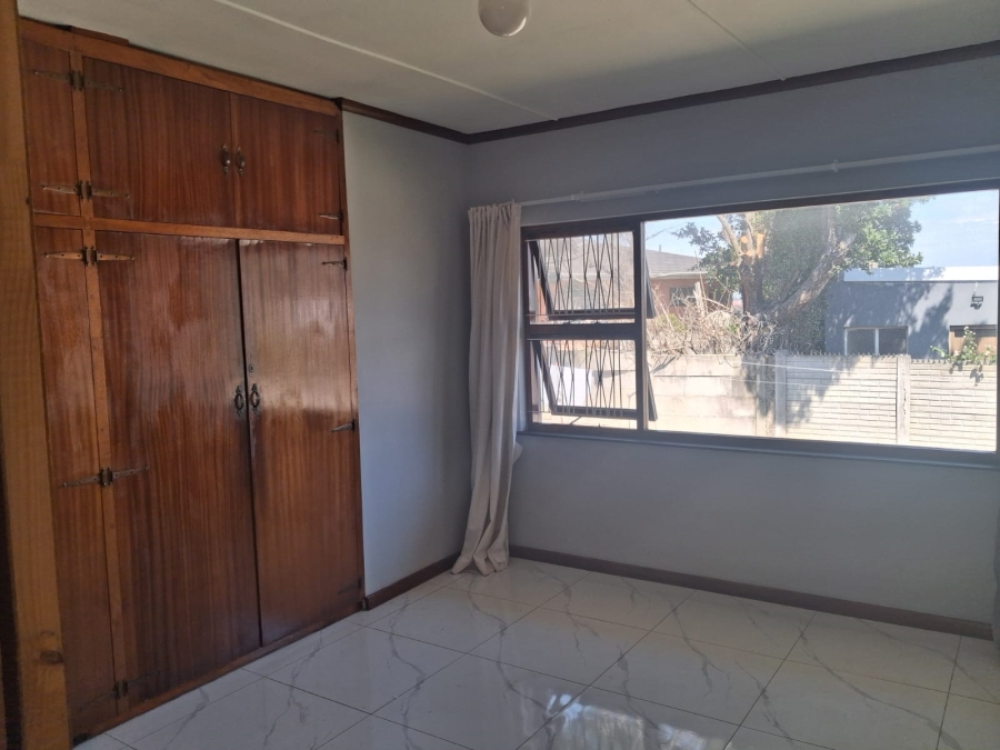 To Let 3 Bedroom Property for Rent in Amalinda Eastern Cape
